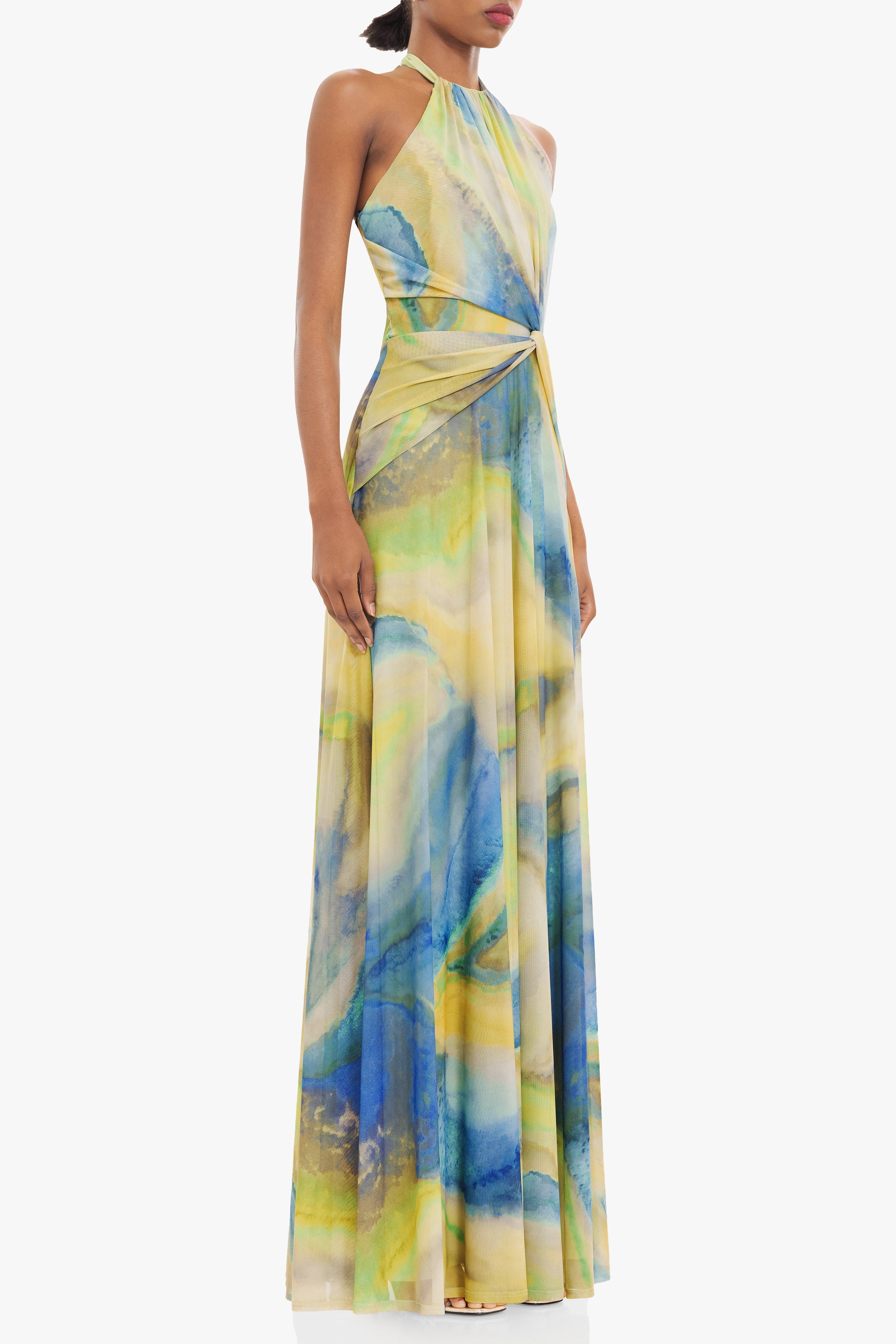 Neriah Gown